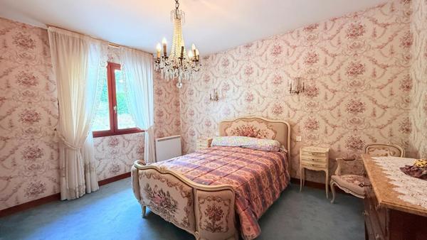 Maison familiale à fort potentiel  – 180m2 / 1600m²