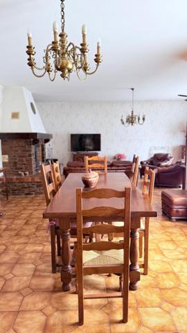 Maison familiale à fort potentiel  – 180m2 / 1600m²