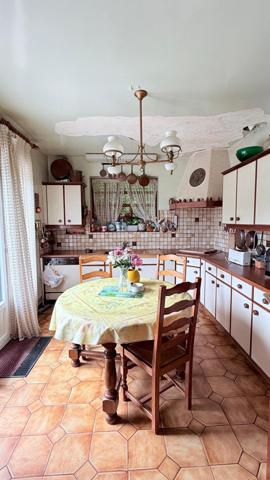 Maison familiale à fort potentiel  – 180m2 / 1600m²