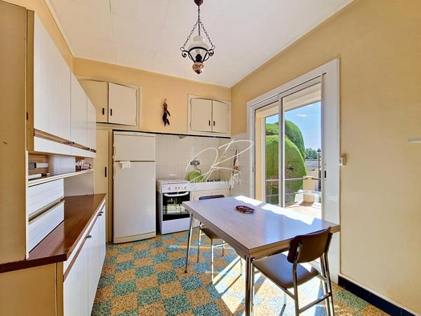 2 Maisons 136 m² garages terrain 2615 m²