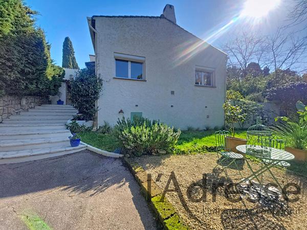 Magnifique Villa de 107m² sur 860m² de terrain au coeur d'un Prestigieux Domaine