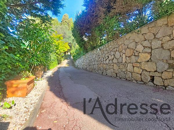 Magnifique Villa de 107m² sur 860m² de terrain au coeur d'un Prestigieux Domaine