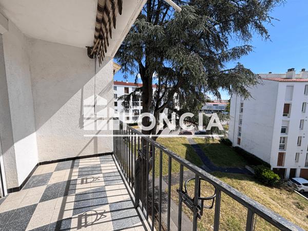 Location Appartement 4 pièces 89.85 m² - Perpignan 66100