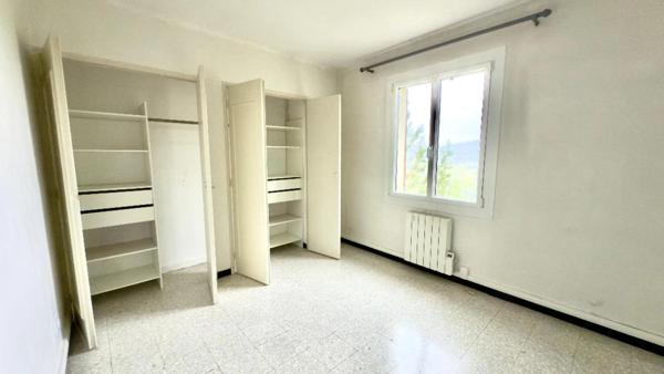 Maison à vendre 8 pièces - 2 Appartements indépendants - Campagne proche centre village