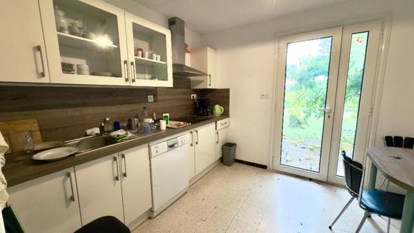 Maison à vendre 8 pièces - 2 Appartements indépendants - Campagne proche centre village