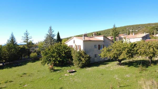Maison à vendre 8 pièces - 2 Appartements indépendants - Campagne proche centre village