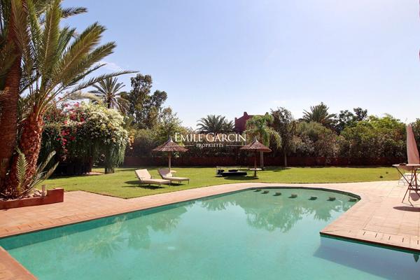 Villa à vendre au coeur d'un joli domaine à Marrakech