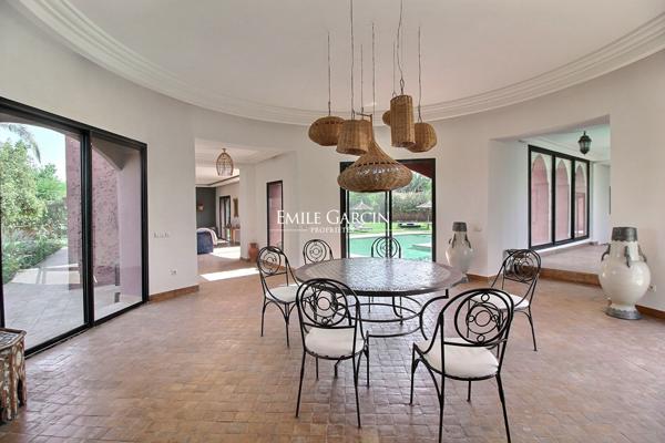 Villa à vendre au coeur d'un joli domaine à Marrakech