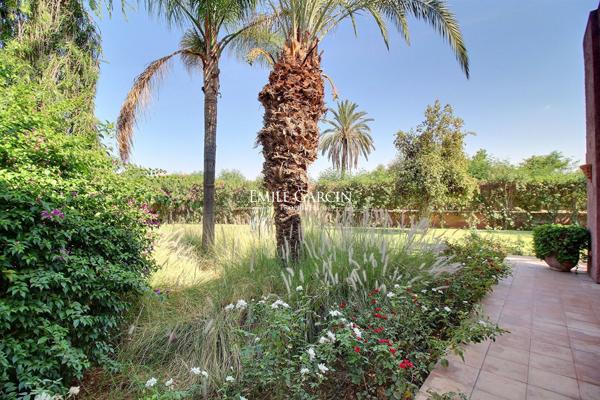 Villa à vendre au coeur d'un joli domaine à Marrakech
