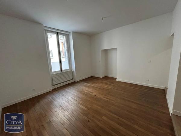 Appartement à louer 2 pièces 74.79m² Nantes (44000)