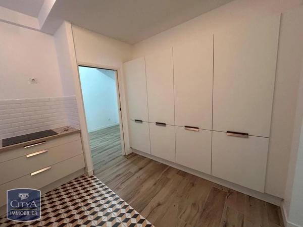 Appartement à louer 2 pièces 74.79m² Nantes (44000)