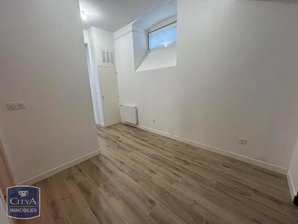 Appartement à louer 2 pièces 74.79m² Nantes (44000)