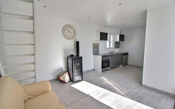 Maison à vendre    6 pièces •  Montceau-les-Mines