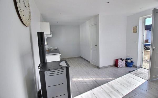 Maison à vendre    6 pièces •  Montceau-les-Mines