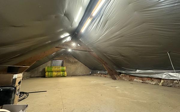 Maison à vendre    6 pièces •  Montceau-les-Mines