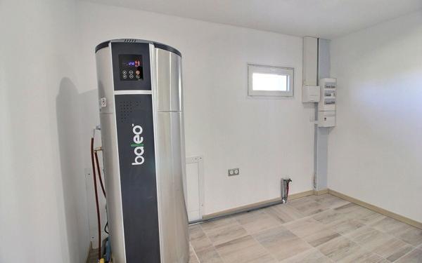 Maison à vendre    6 pièces •  Montceau-les-Mines