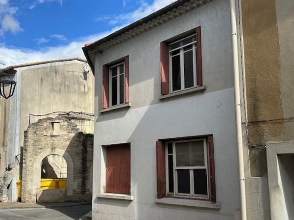Maison
         4 pièces
        - 140 m² Exclusivité 201 000 € *