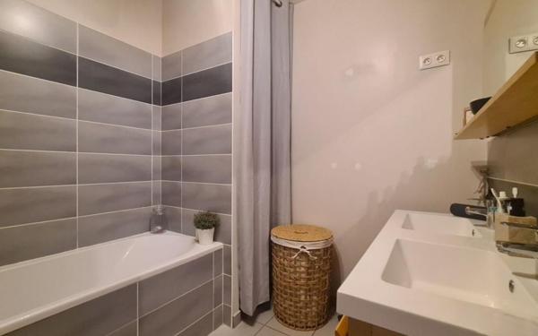 Maison à vendre    4 pièces •  Fleurance