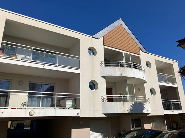 T.3 EN DUPLEX AURAY 58m2 AVEC 2 PARKINGS , Auray