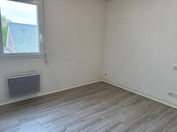 T.3 EN DUPLEX AURAY 58m2 AVEC 2 PARKINGS , Auray