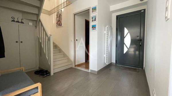 Maison Pontault Combault 6 pièce(s) 87 m2