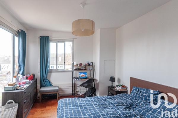 Duplex 6 pièces de 130 m² à Bougival (78380)