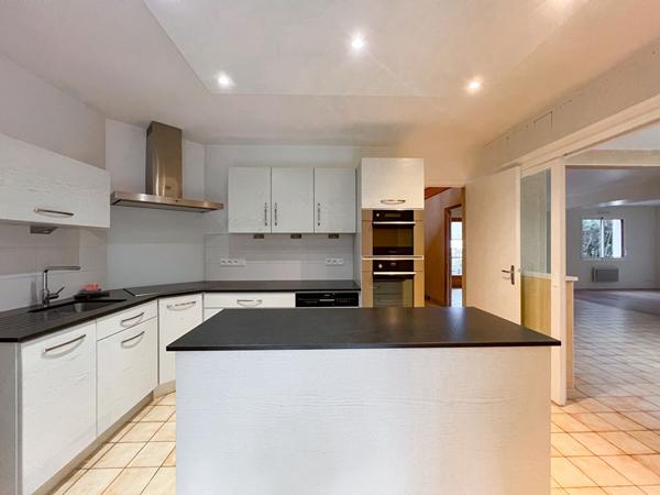 Maison Familiale de 161m² , 5 chambres à Avrillé