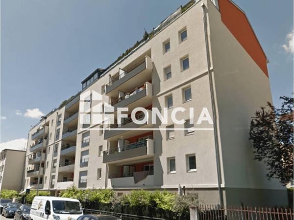 Location Studio 40.14 m² - 8 RUE ARISTIDE BRIAND Annemasse 74100
