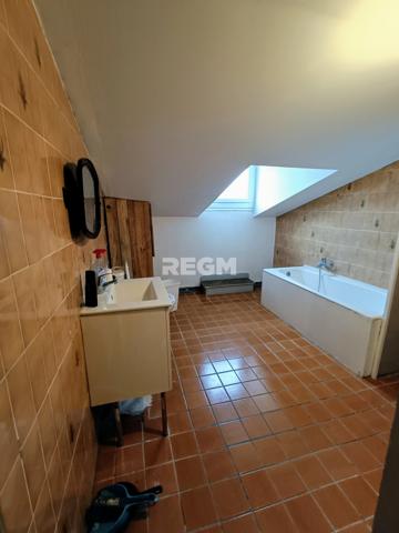 Mussidan (24400) Maison d'habitation 12 Pièces 187m2 avec dépendances