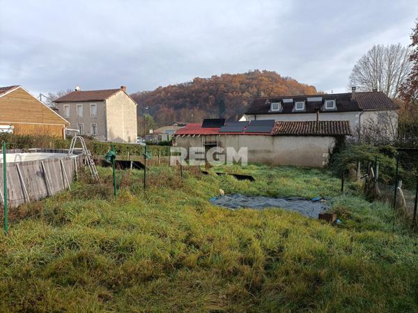 Mussidan (24400) Maison d'habitation 12 Pièces 187m2 avec dépendances