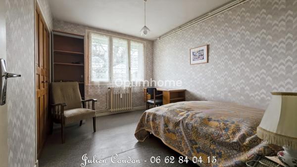 Maison à rénover avec jardin – 4 chambres – Aurillac Baradel
