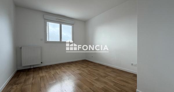 Location Appartement 2 pièces 48.2 m² - Lanester 56600
