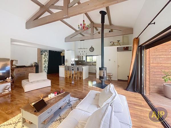 Vente maison Saint Jean D Illac : 599 500 € - AJP Immobilier Pessac