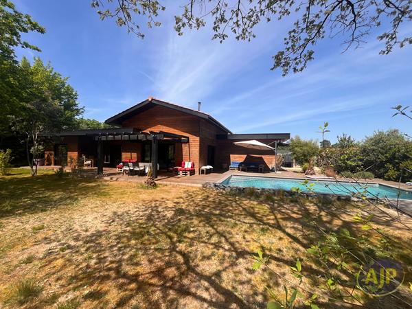 Vente maison Saint Jean D Illac : 599 500 € - AJP Immobilier Pessac