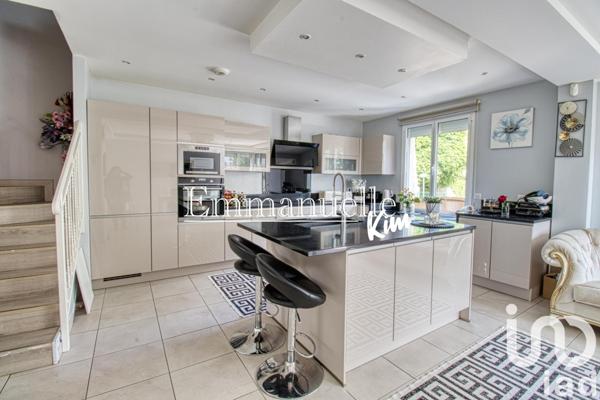 Maison à vendre 8 pièces 270 m² Ermont