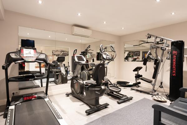Route des Sanguinaires villa de prestige de 300m² avec piscine vue mer Ajaccio (20000)