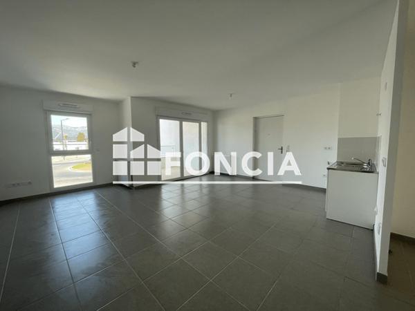 Location Appartement 3 pièces 65.89 m² - LE NEWPORT - 741 COURS TOUSSAINT MERLE La Seyne Sur Mer 83500