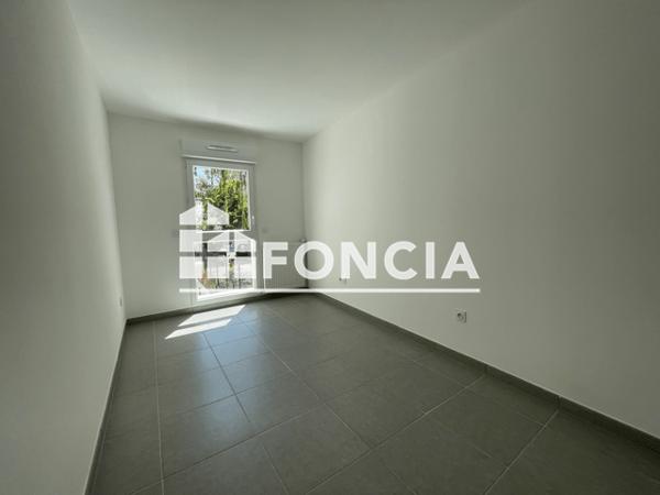 Location Appartement 3 pièces 65.89 m² - LE NEWPORT - 741 COURS TOUSSAINT MERLE La Seyne Sur Mer 83500