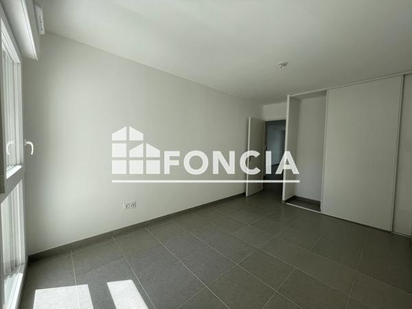 Location Appartement 3 pièces 65.89 m² - LE NEWPORT - 741 COURS TOUSSAINT MERLE La Seyne Sur Mer 83500
