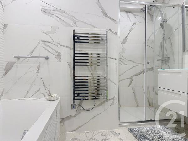 Appartement F5 à vendre  5 pièces - 122,57 m2 MANDELIEU LA NAPOULE - 06