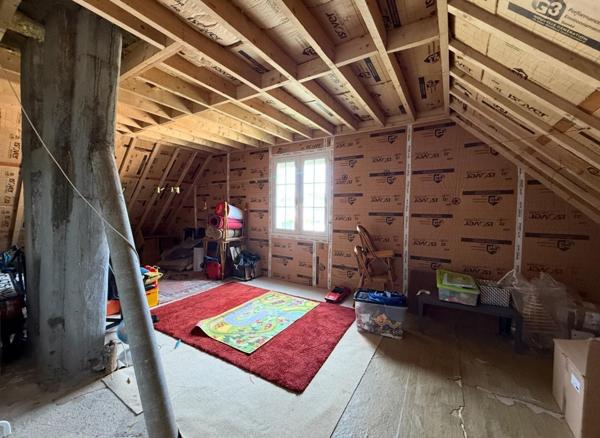 Maison à MALESTROIT, 56140 - 6 pièces 142m²