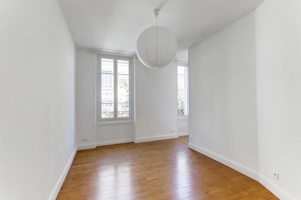Appartement de caractère de 107,69 m² – 4 pièces – Clermont-Ferrand (63) – Secteur Massillon