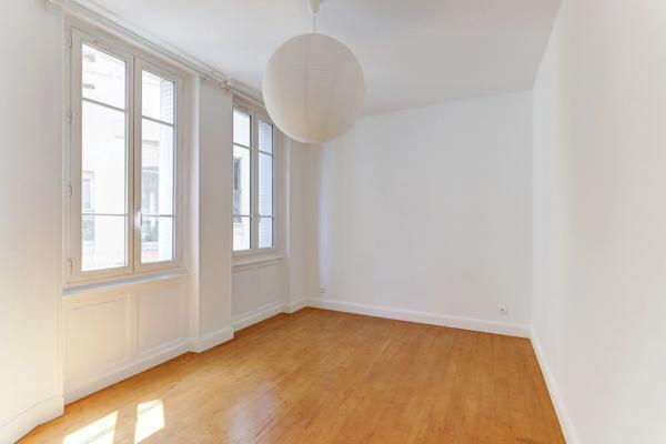 Appartement de caractère de 107,69 m² – 4 pièces – Clermont-Ferrand (63) – Secteur Massillon
