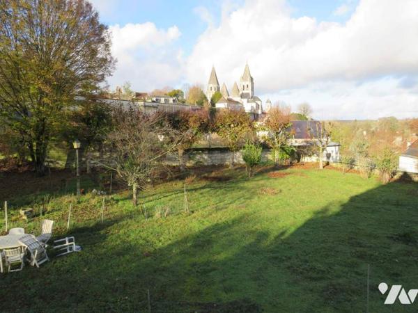 Propriété atypique centre Loches