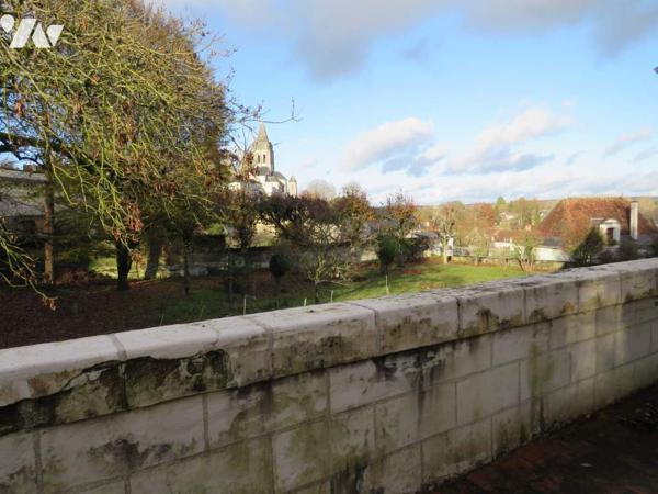 Propriété atypique centre Loches