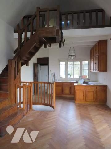 Propriété atypique centre Loches