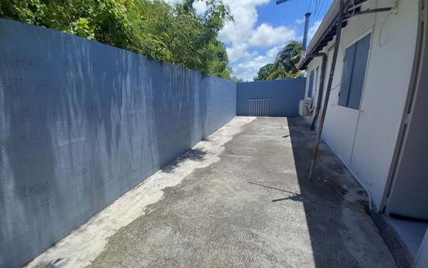 Appartement à louer    3 pièces • 70,67 m2 Le Gosier