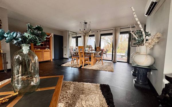 Maison à vendre    6 pièces •  Narrosse