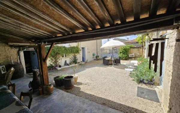 Vente Maison Villefagnan   
