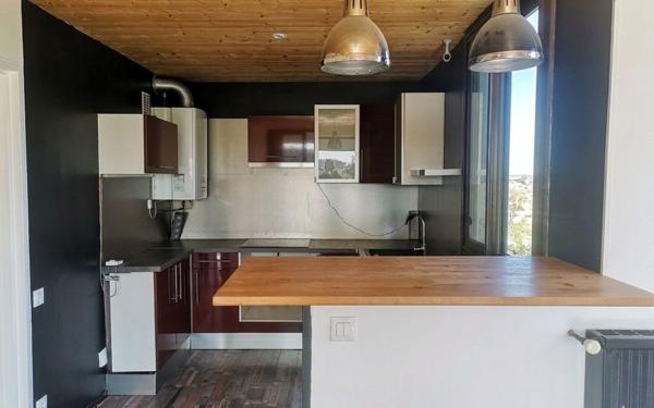 Appartement à vendre    2 pièces • 48,22 m2 Billère